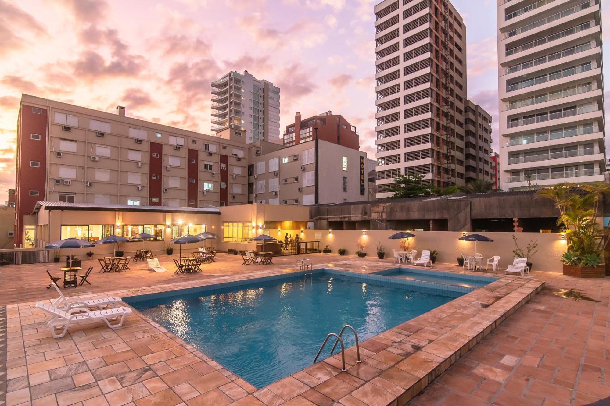 Farol Hotel Торрис Экстерьер фото